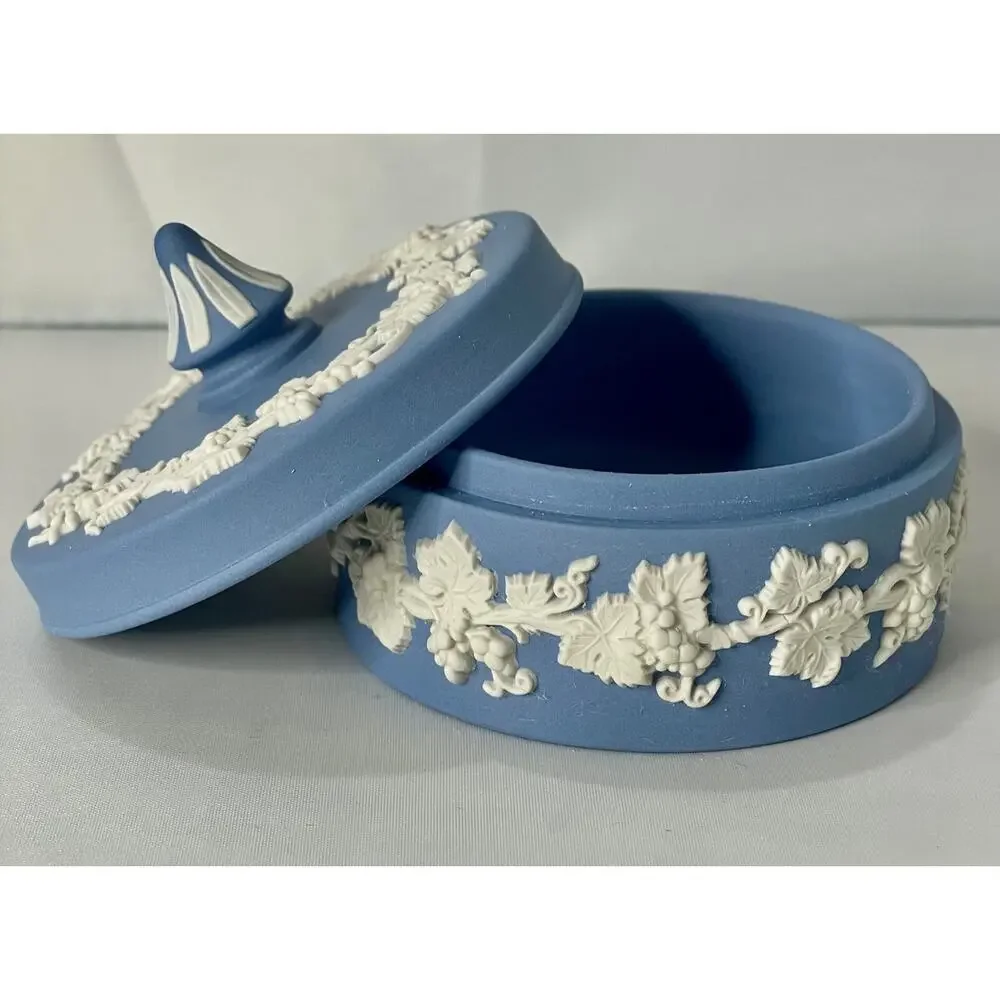 Wedgwood Blue Jasperware Round Acanthus Trinket Box Candy Dish